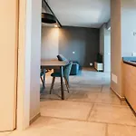 Meda - Lakeside Leisure & Business Apartmán Cissano