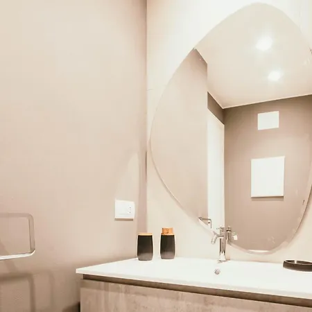 Meda - Lakeside Leisure & Business Apartament *